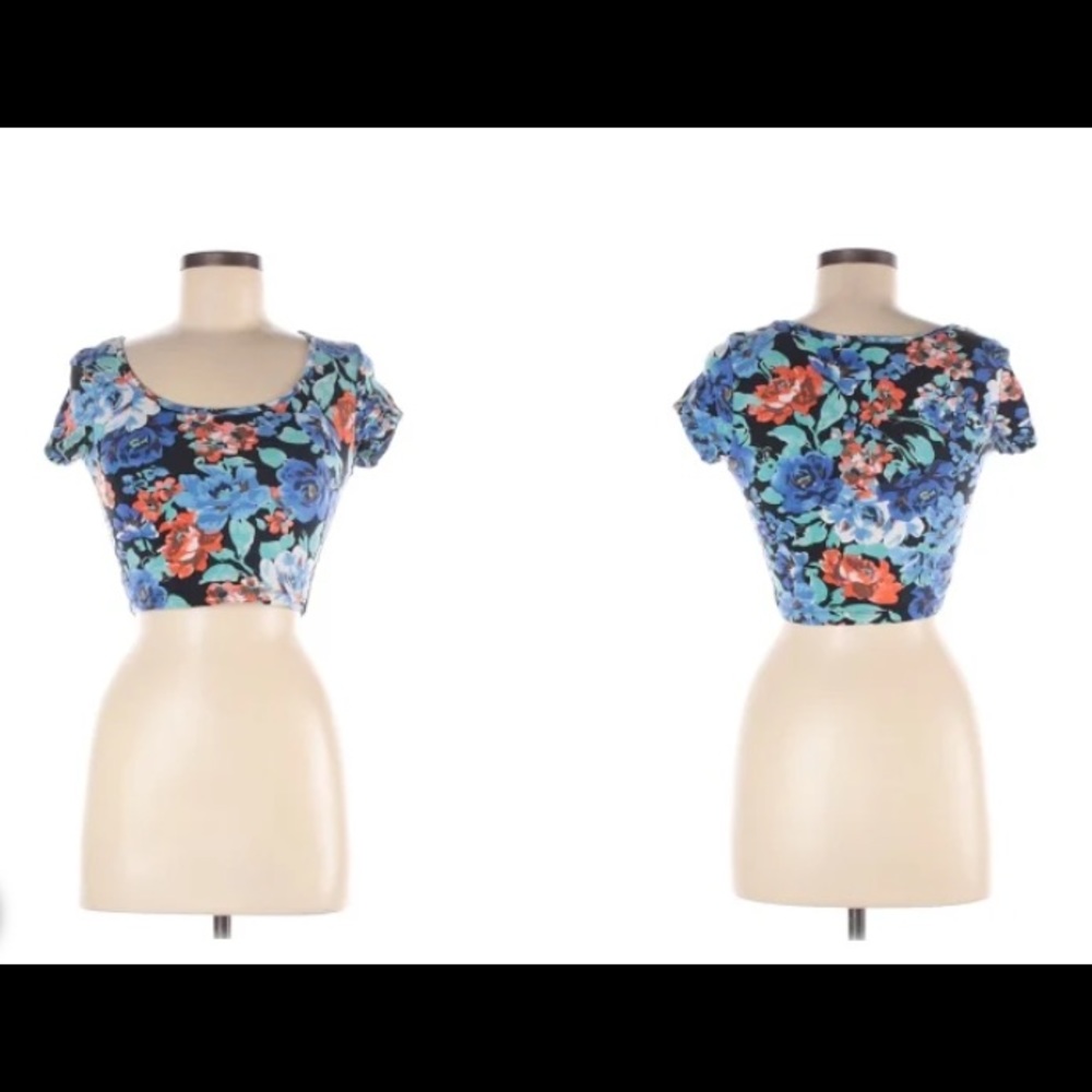 Ambiance Apparel blue and black floral crop top